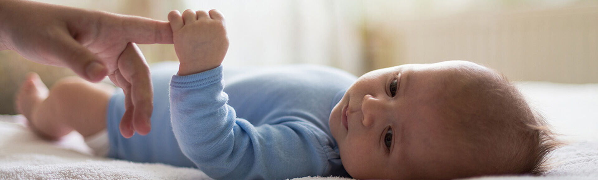 Tu cuerpo y el de tu bebé  durante los dos primeros meses | by Huggies Argentina
